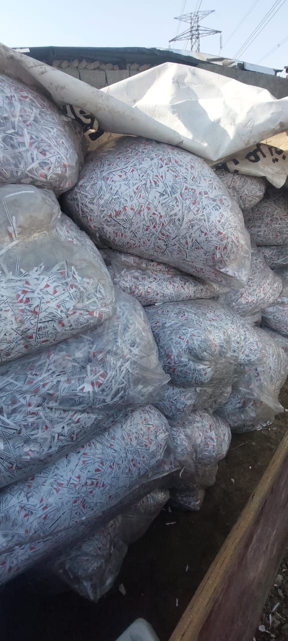 گلاسه رنگی